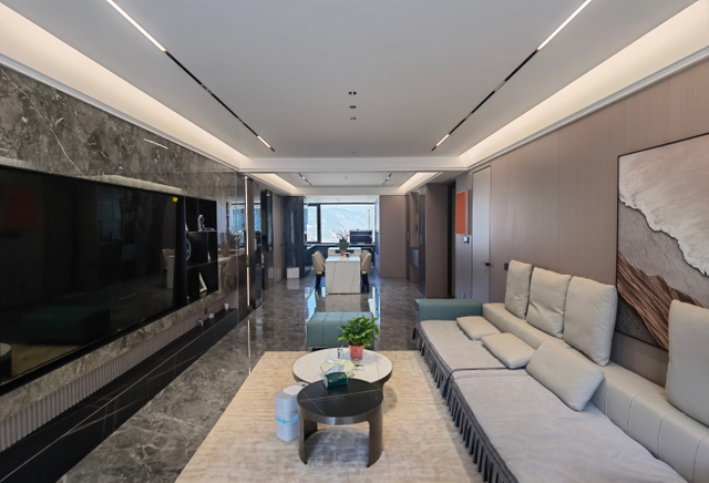 Sinterlenmiş taş arka plan duvar ızgara alüminyum çerçeve cam kapı tv dolabı